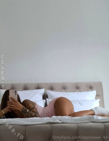 Full leaked Lara uth page private onlyfans photo