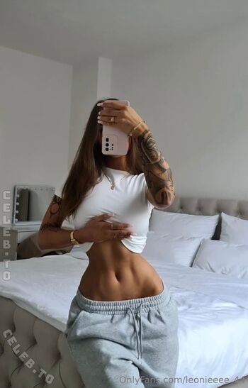 Full leaked Lara uth page private onlyfans photo