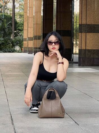 Laras Kinanda Putri