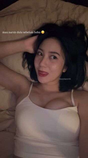 Laras Kinanda Putri