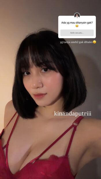 Laras Kinanda Putri