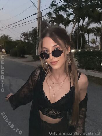 Full leaked Lauragetshigh page private onlyfans photo