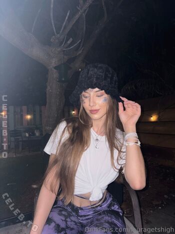 Full leaked Lauragetshigh private onlyfans photo