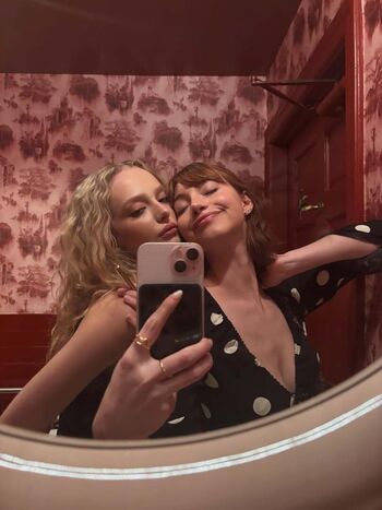 Full leaked Lauren donzis page private onlyfans photo