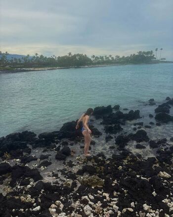 Full leaked Lauren donzis private onlyfans photo