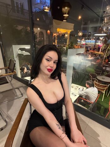 Full leaked Layda trkstn private onlyfans photo