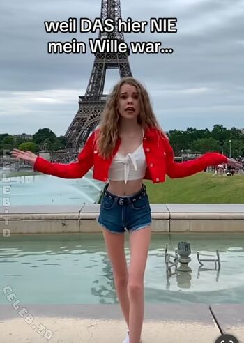 Full leaked Lea peach  page private onlyfans photo