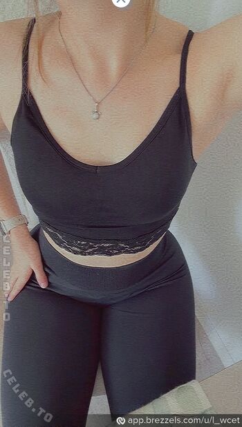 Full leaked Lea wcet private onlyfans photo