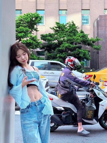 Lee Dahye 이다혜 / le_dahye