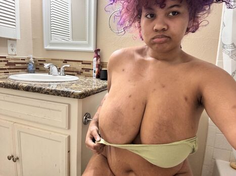 Full leaked Lenaporn page private onlyfans photo