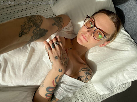 Full leaked Lenasnowflake private onlyfans photo
