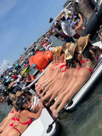 Full leaked Leonella montalvo private onlyfans photo