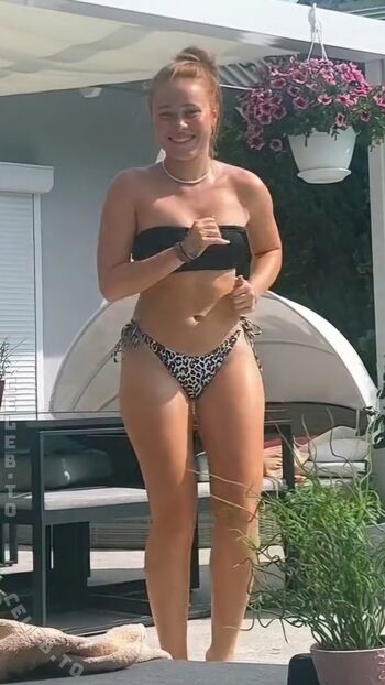 Full leaked Leoobalys private onlyfans photo