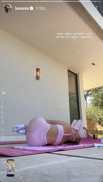 Full leaked Leoobalys page private onlyfans photo