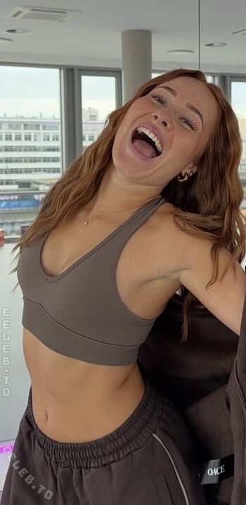 Full leaked Leoobalys private onlyfans photo