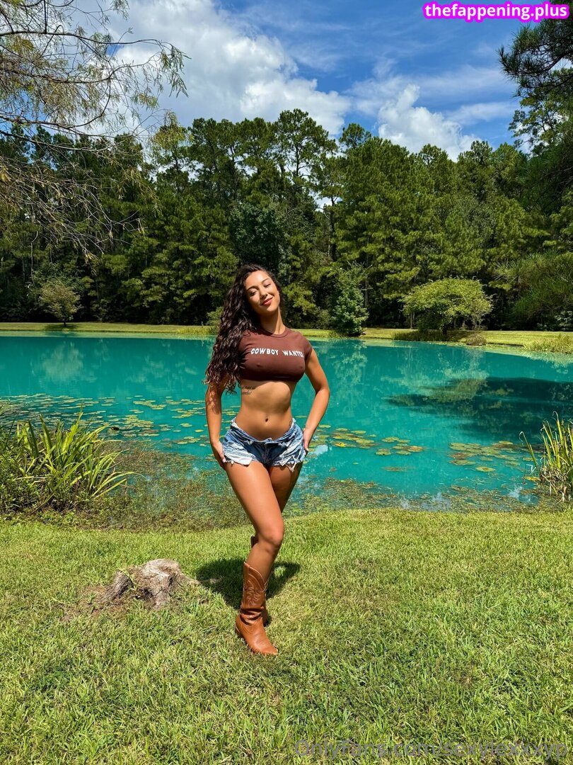 Full leaked Megmeg dump/ private onlyfans photo