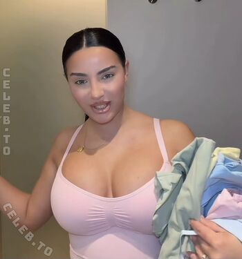 Full leaked Leyla lahouar private onlyfans photo