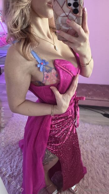 Full leaked Liensue private onlyfans photo