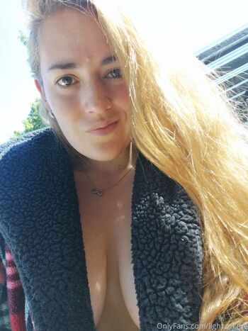 Full leaked Light on me vip page private onlyfans photo