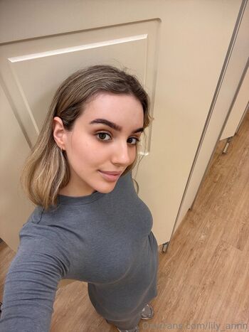 lily_annn