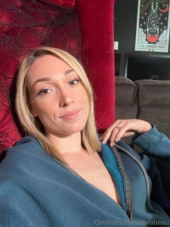 lilylabeau