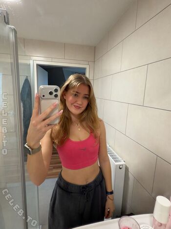 Full leaked Lilyyxfit private onlyfans photo