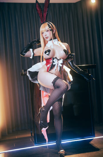 凌晨 Ling Chen / qaws_1109