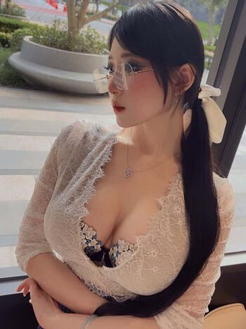Full leaked Ling chen private onlyfans photo