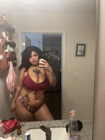 Full leaked Lipglossdollqueen private onlyfans photo