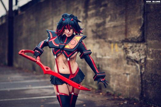 Full leaked Lisalouwho page private onlyfans photo