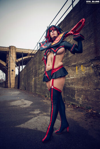 Full leaked Lisalouwho page private onlyfans photo