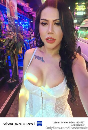 lisashemale
