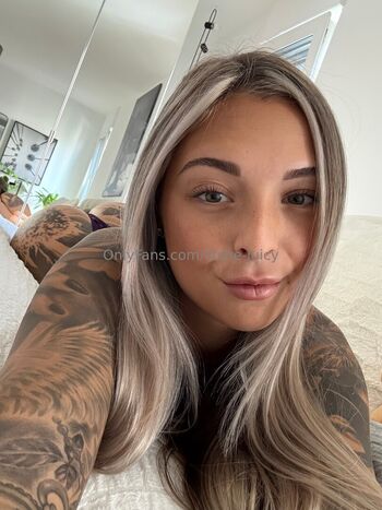Full leaked Litshe juicy private onlyfans photo