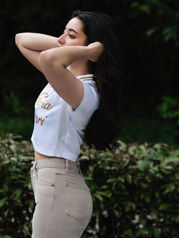 Full leaked Littlemisskhan private onlyfans photo