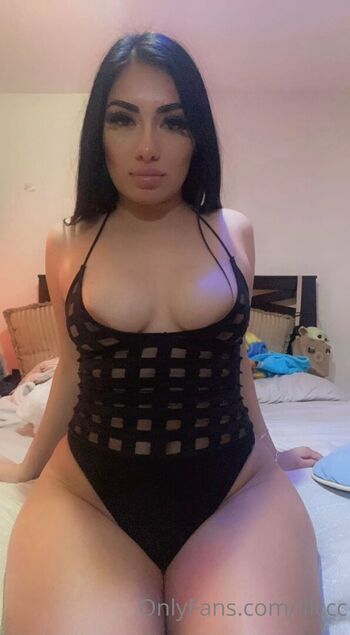 Full leaked Lllccc private onlyfans photo