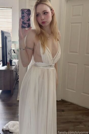 Full leaked Lolyomie private onlyfans photo