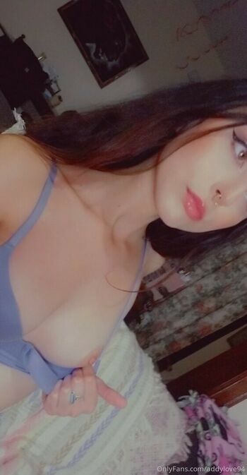 Full leaked Lonelypeaches page private onlyfans photo