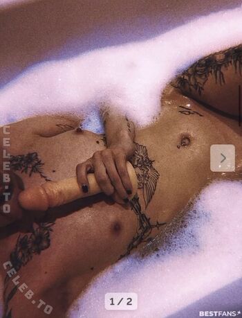 Full leaked Loranzki private onlyfans photo