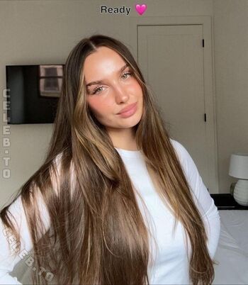 Full leaked Louisa jindaoui private onlyfans photo