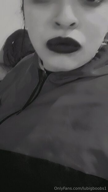 lubigboobs1