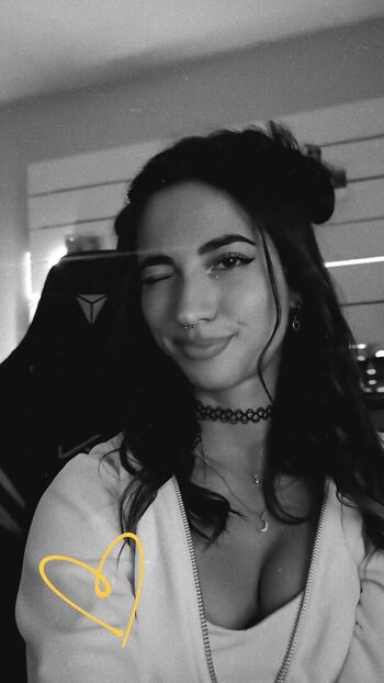 Lucrelisa - la.vica_ (twins)