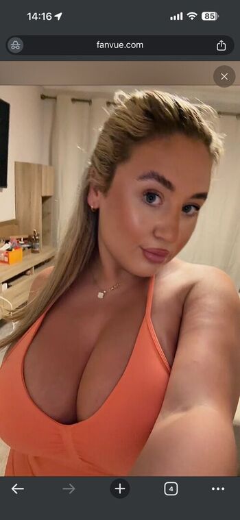 Full leaked Lucy fairwyn private onlyfans photo