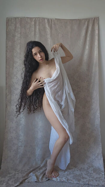 Full leaked Luna myosotis  page private onlyfans photo