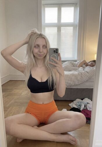 Full leaked Lunacantsee page private onlyfans photo