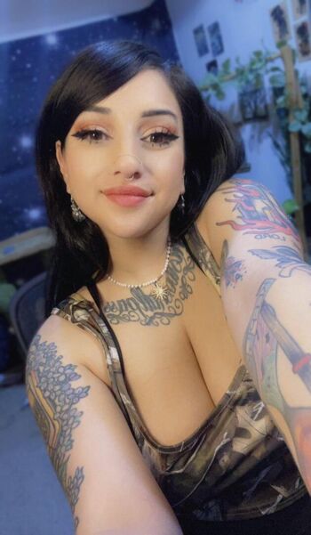 Full leaked Lunargirlx private onlyfans photo