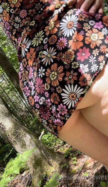 Full leaked Lunaticfireflowerxxx private onlyfans photo