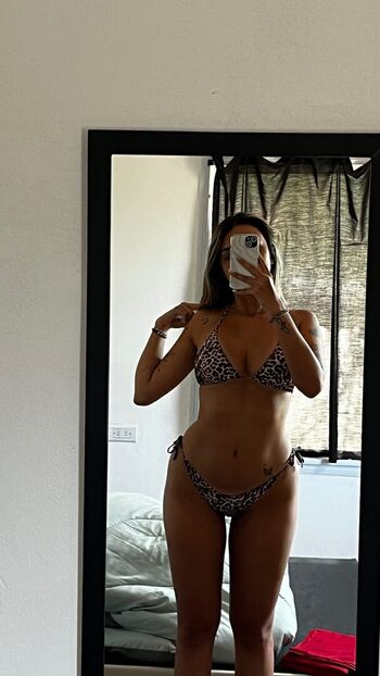 Full leaked Lusuaarezz private onlyfans photo