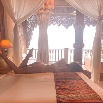 Full leaked Lydia hewitt lee page private onlyfans photo