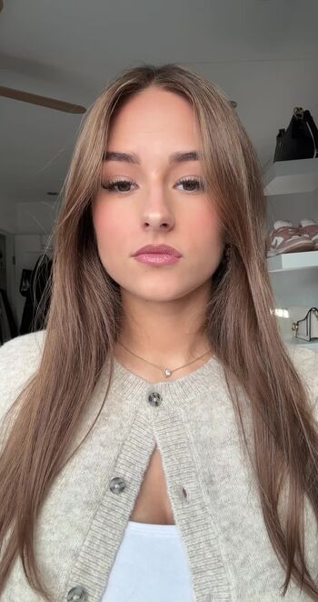 Full leaked Maaike roellies page private onlyfans photo