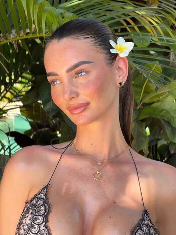 Full leaked Maddy cheary page private onlyfans photo